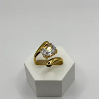 bague avec diamant carré
